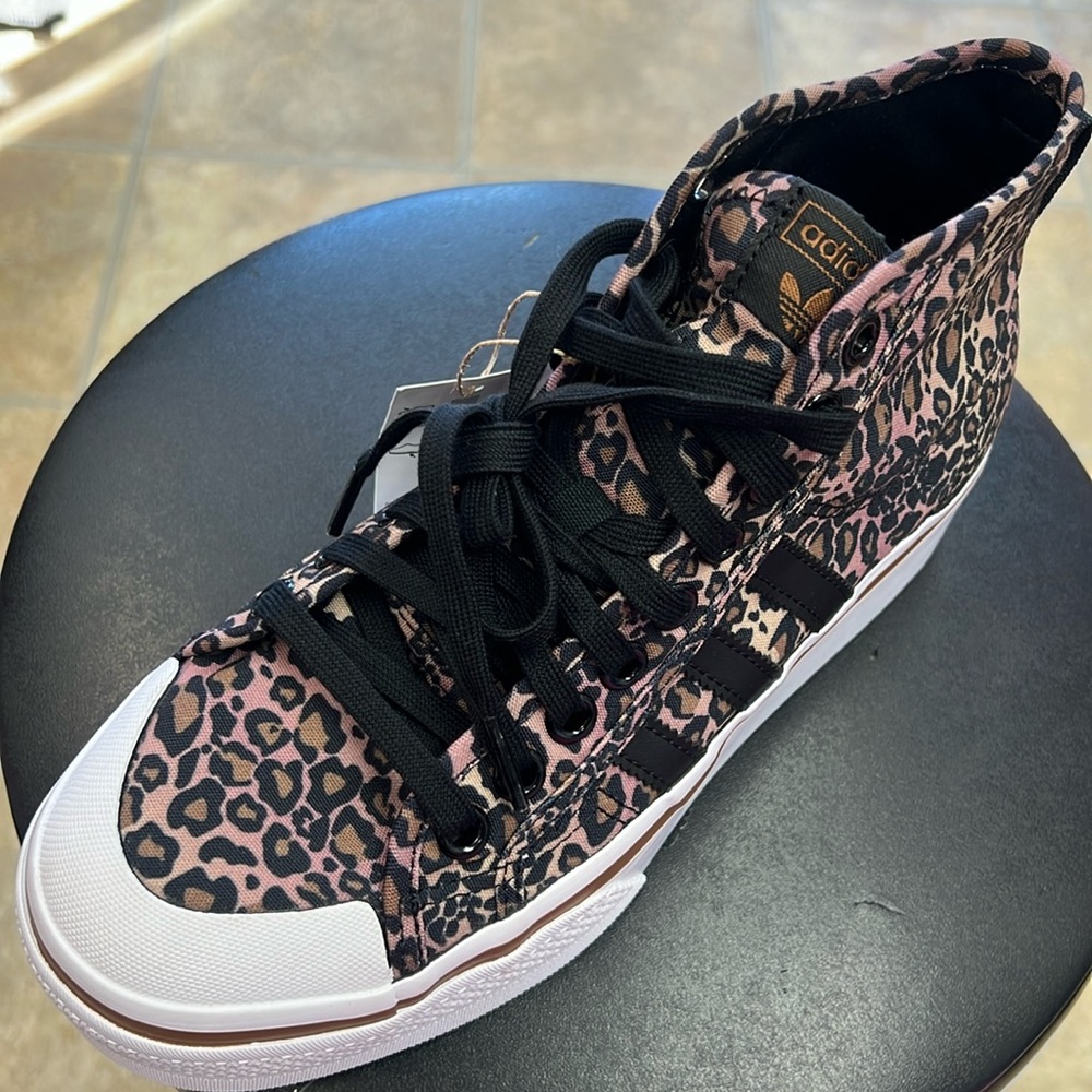 Women shoes
